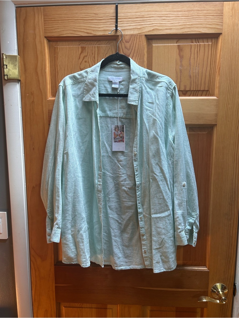 Martha Stewart Light Mint Green Button-Front Shirt